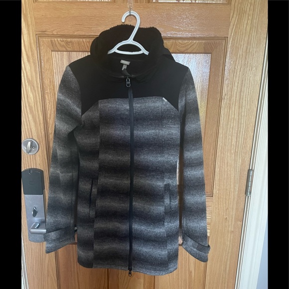 Bench Jacket - Picture 1 of 8